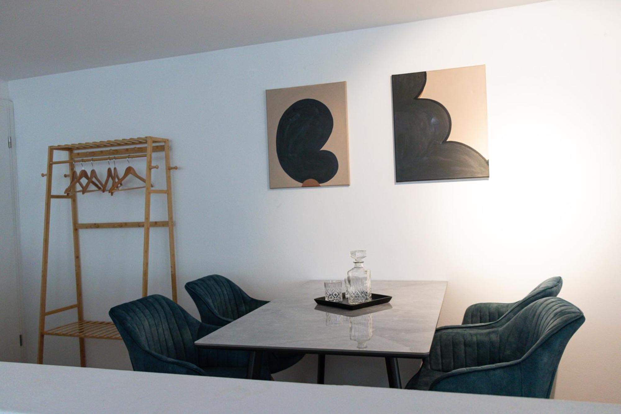 Retro-urban In Der Bregenzer Fussgaengerzone Apartment